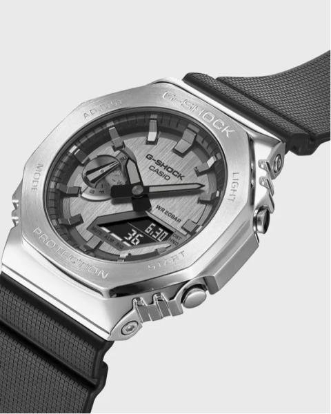 G-SHOCK Herren  - Armbanduhr GM-2100-1AER-MAN  STARWARS x Casio