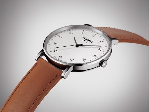 TISSOT Herren - Armbanduhr EVERYTIME LARGE T1096101603700 beauty side