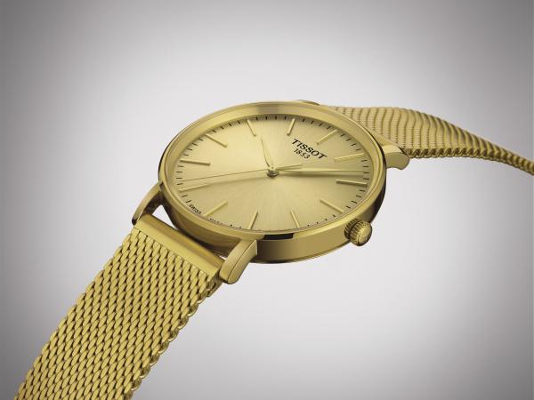 TISSOT EVERYTIME 40MM Herren Armbanduhr T1434103302100 Juwelier Arnold